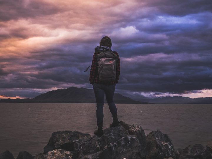hiker-1149898_1280